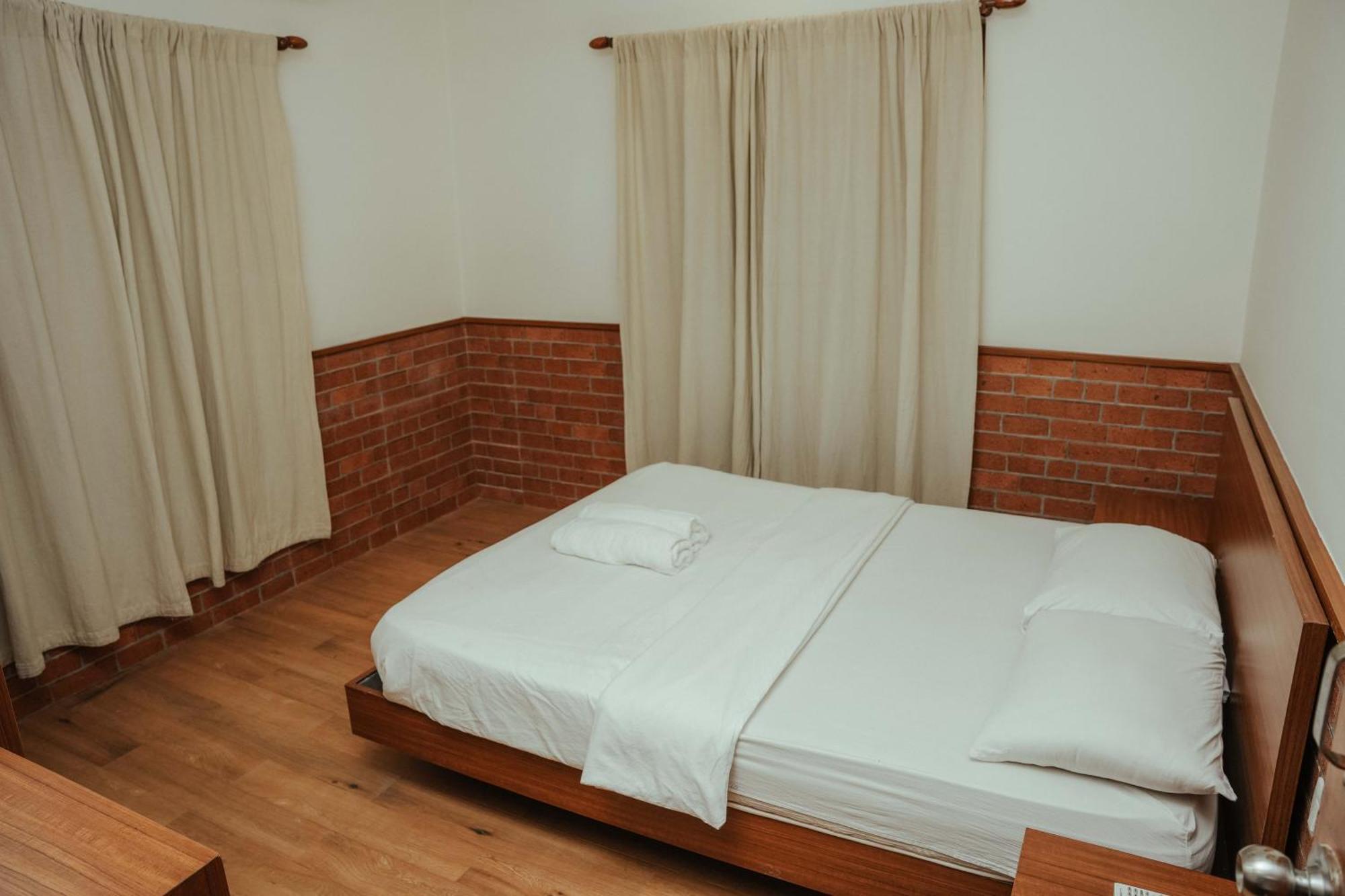Waves And Shores Beach Villa Марарикулам Екстериор снимка